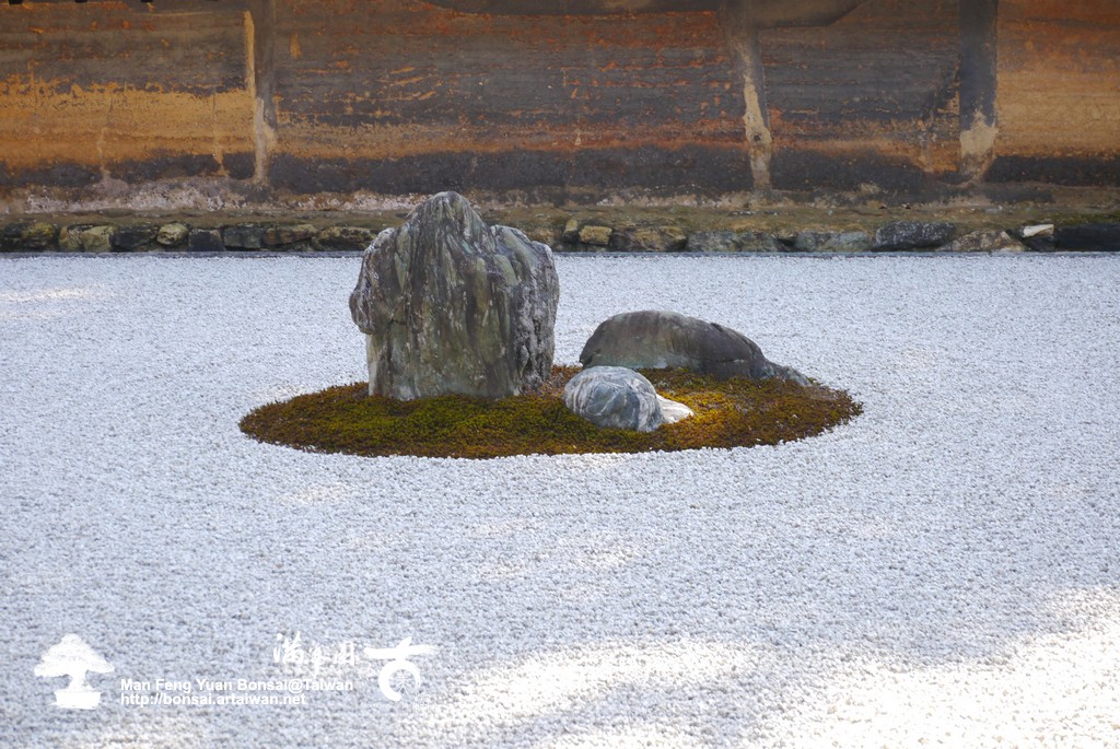8975d p10701611 [日本庭園]世界文化遺產．龍安寺．石庭 枯山水庭