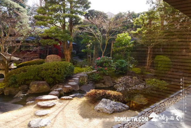 P1070405 [日本庭園]京都平安(Kyoto Heian Hotel)．京都