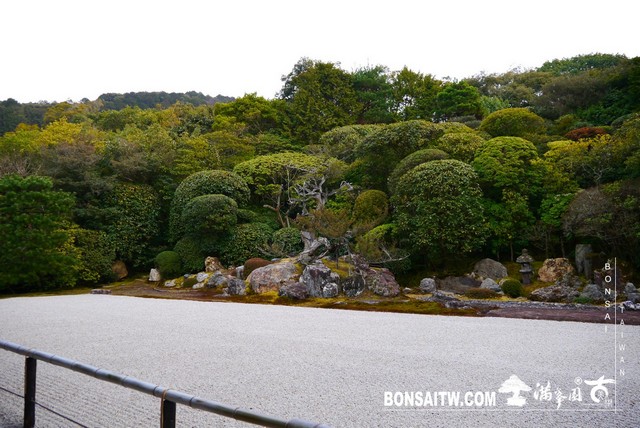P1100287 [日本庭園]金地院．京都