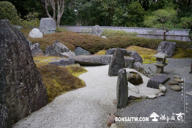 P1040114 1 [日本庭園]泉涌寺(1)