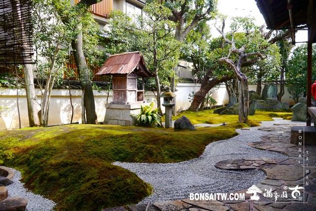 P1090764 1 [日本庭園]向大師致敬．重森三玲庭園美術館(2)