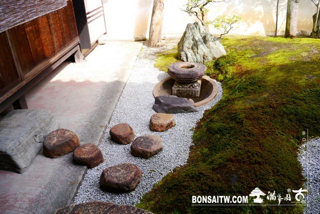 P1090768 [日本庭園]向大師致敬．重森三玲庭園美術館(2)