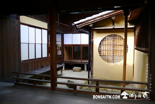 P1090769 1 [日本庭園]向大師致敬．重森三玲庭園美術館(2)