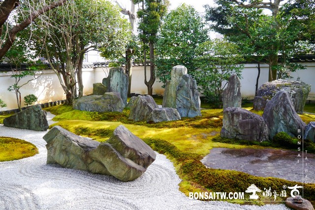 P1090833 1 [日本庭園]向大師致敬．重森三玲庭園美術館(3)