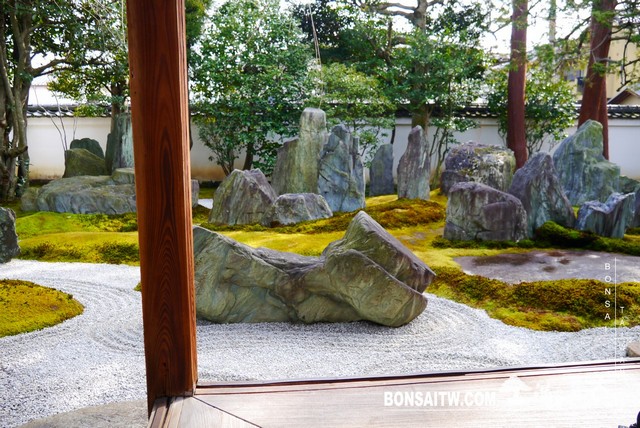 P1090858 1 [日本庭園]向大師致敬．重森三玲庭園美術館(3)