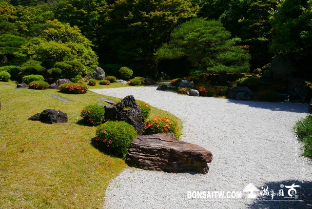 P1250975 [日本庭園]知恩院．友禅苑(Yuzen-en Garden)