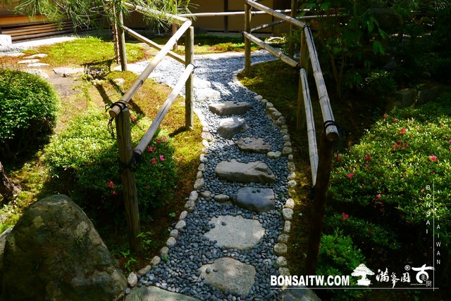 P1260027 [日本庭園]知恩院．友禅苑(Yuzen-en Garden)