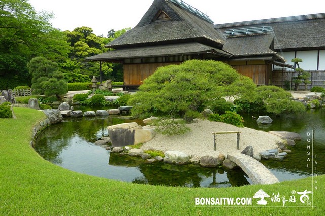 P1530498 [日本庭園]岡山後樂園(日本三大名園之一)