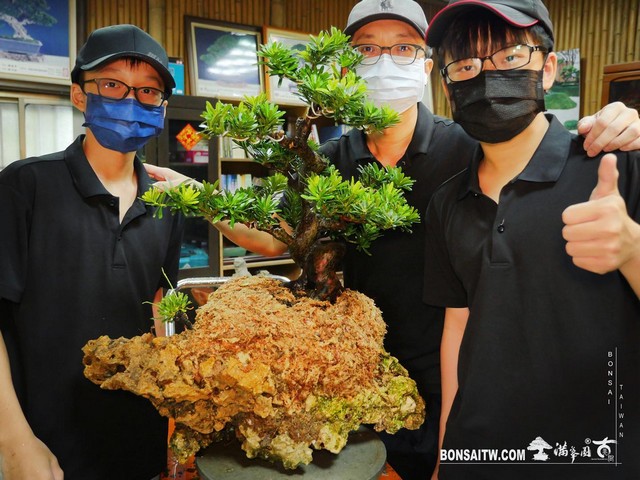 07 走過精彩2021，一起加油！ 我們的作品(Our Design)