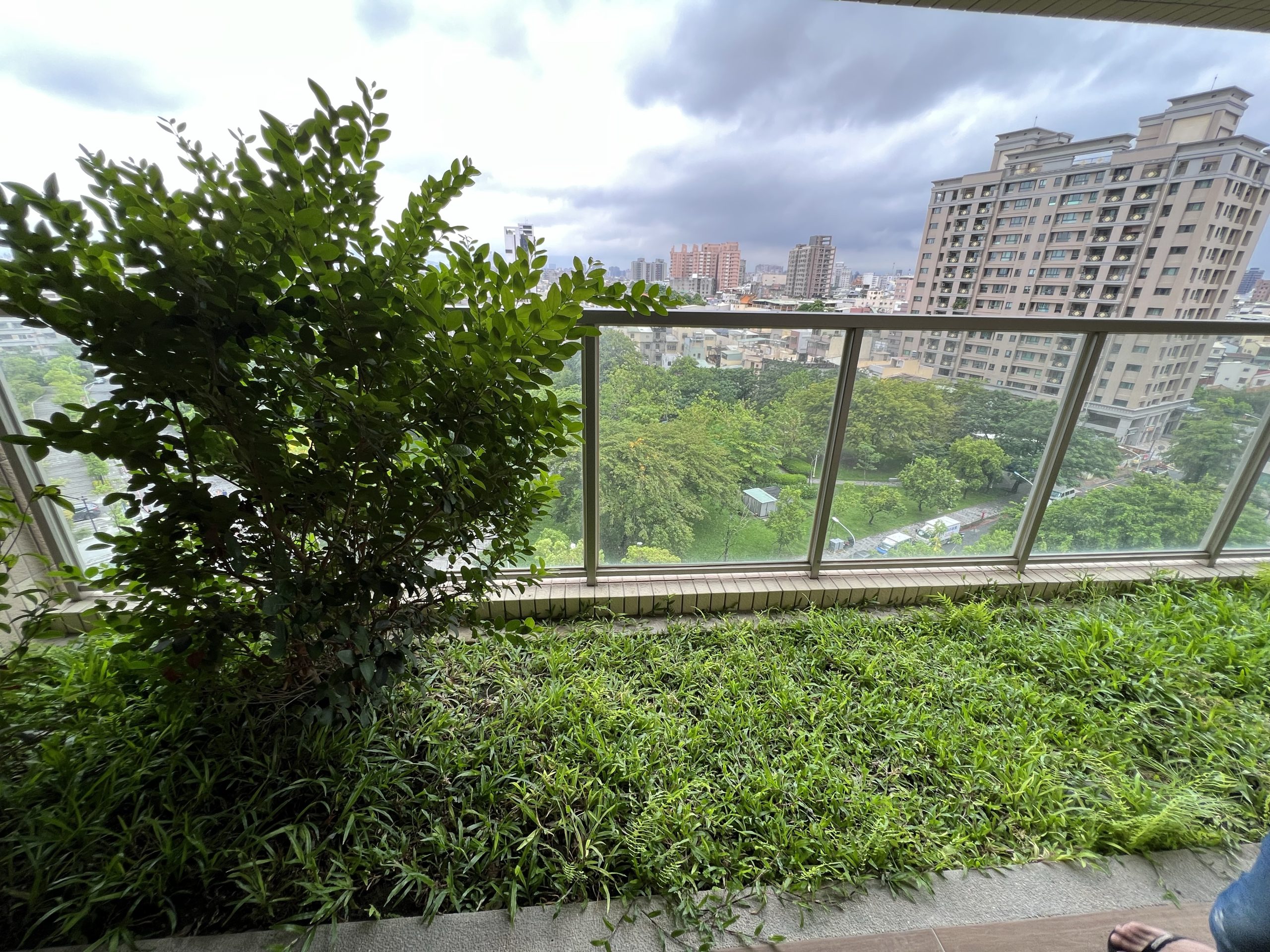 img 9275 [我們的作品]大露台景案-案1024 露台造景