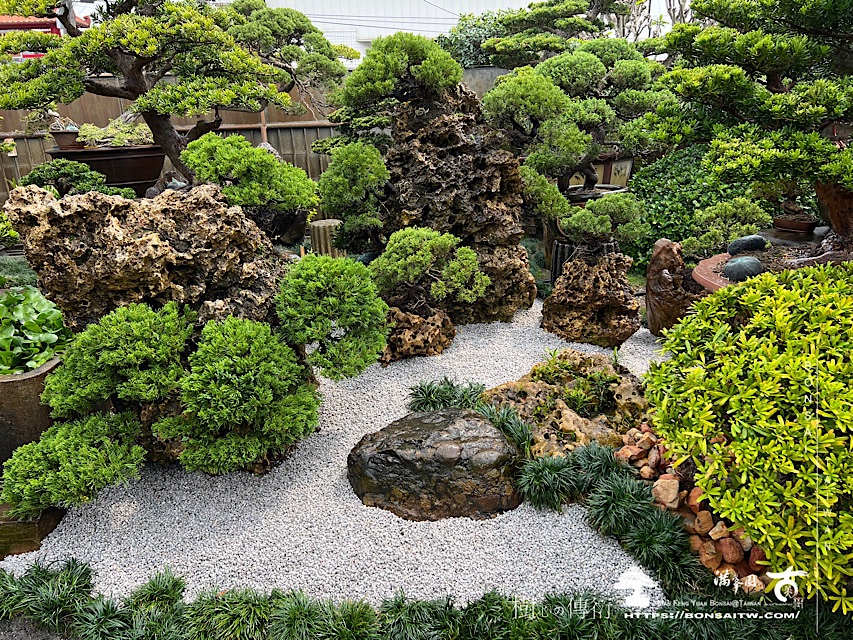 img 6875 1 [我們的作品]海納百川，四坪小庭。大附石系列造景。 我們的作品(Our Design)