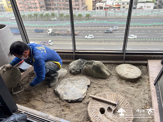 img 2659 1 [我們的作品]盆栽式乾景，露台設計-案0510 露台造景