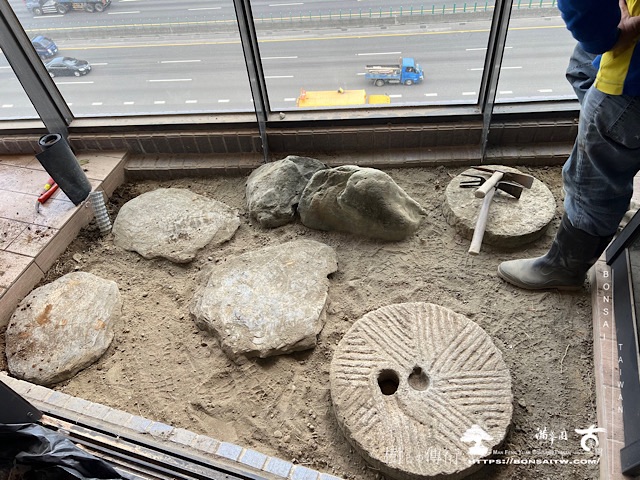 img 2660 1 [我們的作品]盆栽式乾景，露台設計-案0510 露台造景