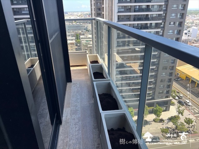 img 3696 1 [我們的作品]景觀綠籬施工-案0802 露台造景