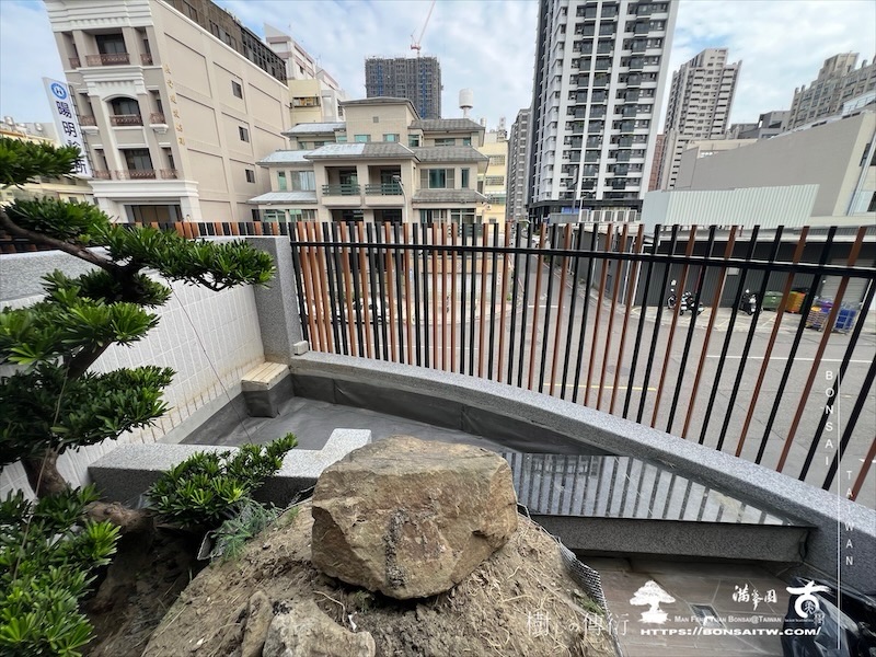 img 8832 1 [我們的作品]客廳景觀設計施工-案1015 露台造景
