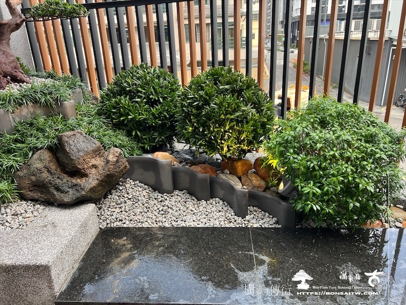 img 8844 1 [我們的作品]客廳景觀設計施工-案1015 露台造景