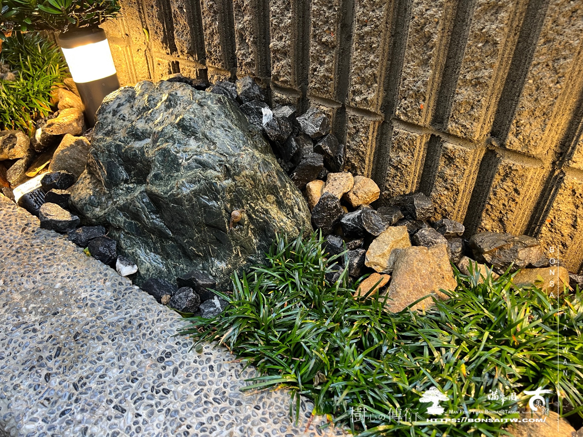 img 1041 1 [我們的作品]小庭景觀設計施工-案1105 盆栽(Bonsai)