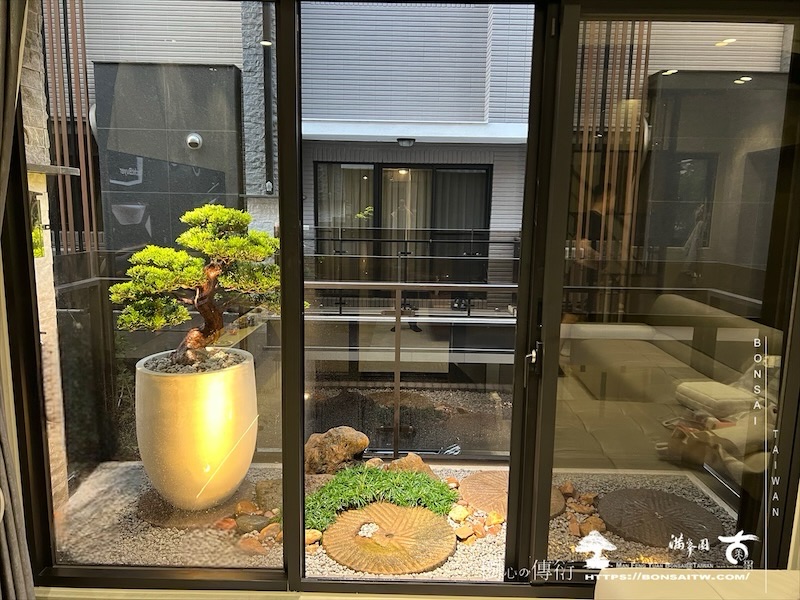 img 1578 1 [我們的作品]露台景觀設計施工-案1106 盆栽(Bonsai)