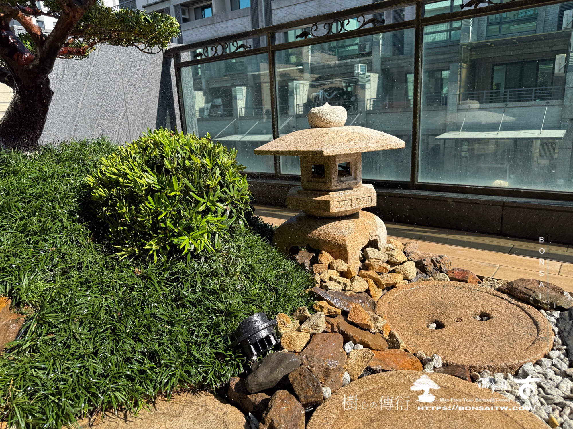 img 6719 1 [我們的作品]景觀設計施工-案0327 露台造景