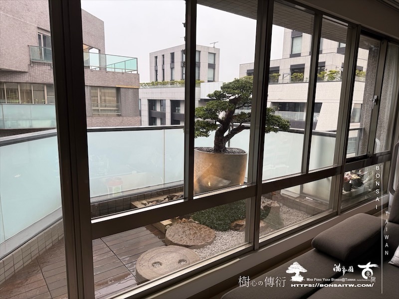 img 8941 1 [我們的作品]景觀設計施工-案0411 露台造景