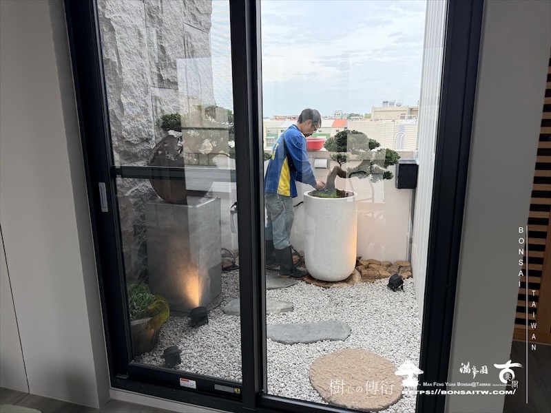 img 4157 1 [我們的作品]景觀規劃-案0509 露台造景